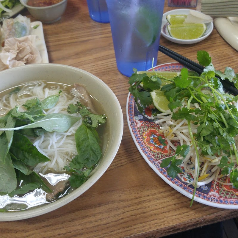 Tau Bay - Vietnamese Noodle