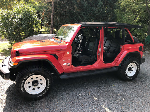 Tire Shop «Youngstedts Wayzata Tire & Auto Service», reviews and photos, 15320 Wayzata Blvd, Wayzata, MN 55391, USA