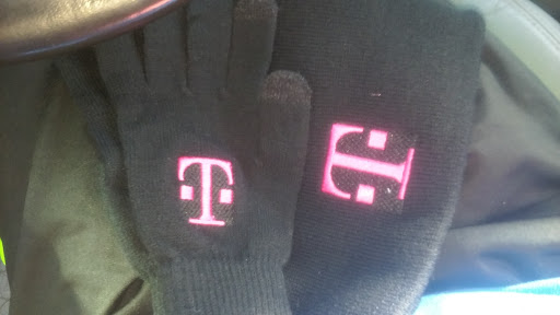 Cell Phone Store «T-Mobile», reviews and photos, 1785 N Eastman Rd, Kingsport, TN 37664, USA