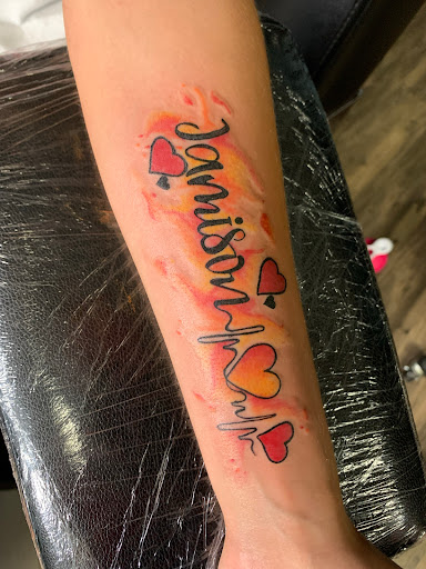 Explore beagle tattoo ideas, creative tattoo ideas in Cincinnati, available at Inkflow Tattoo Studio