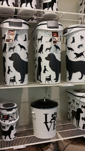 Furniture Store «Crate and Barrel», reviews and photos, 2800 Clarendon Blvd, Arlington, VA 22201, USA