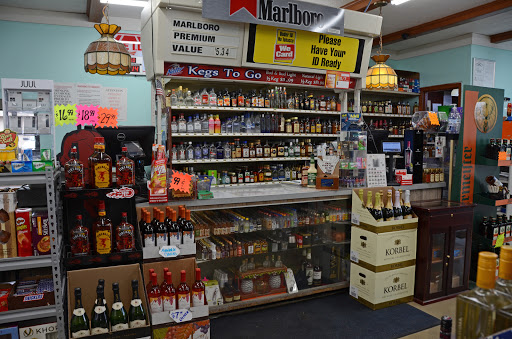 Liquor Store «Red Barn Liquors», reviews and photos, 1731 Us 31W Byp, Bowling Green, KY 42101, USA