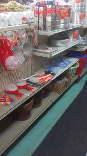 Supermarket «Walnut Supermarket», reviews and photos, 5131 Walnut St, Philadelphia, PA 19139, USA