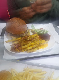 Hamburger du Restaurant halal Mr. Beef Paris 14 - n°19
