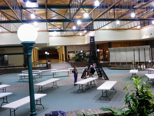 Shopping Mall «Penn Central Mall», reviews and photos, 200 High Ave W, Oskaloosa, IA 52577, USA