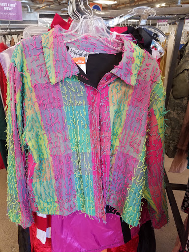 Thrift Store «48th & Baseline Goodwill Retail Store & Donation Center», reviews and photos, 2700 W Baseline Rd, Tempe, AZ 85283, USA