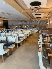 Atmosphère du Restaurant indien RESTAURANT FORMULE À VOLONTÉ KASHMIR PALACE GONESSE - n°2