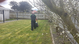 Select Lawn Mowing Upper Hutt