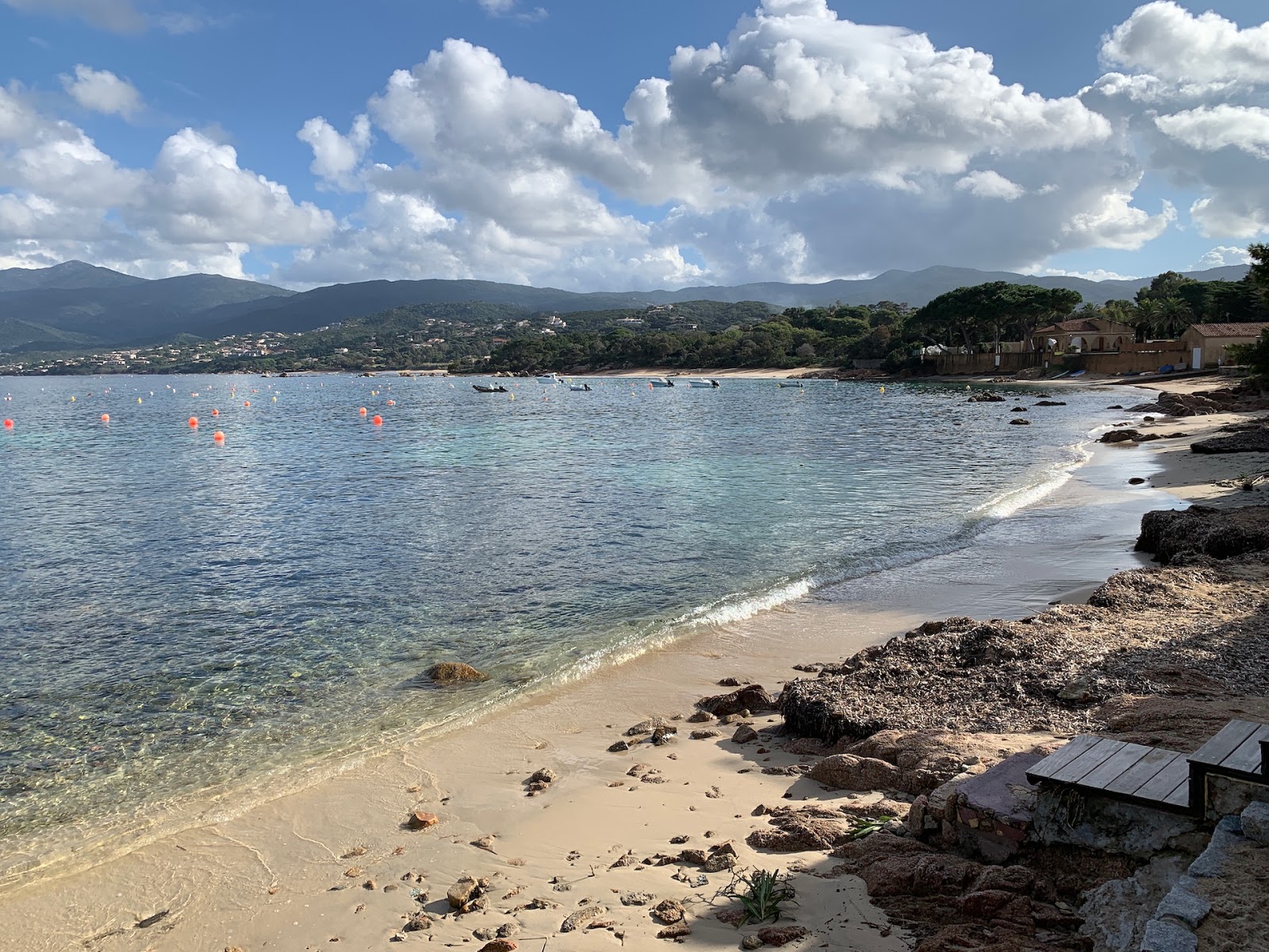 Foto de Isolella beach III con cala pequeña