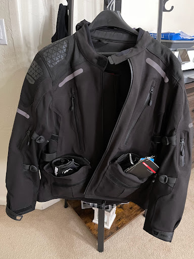 Motorcycle Parts Store «Cycle Gear», reviews and photos, 8337 W Bell Rd #101, Peoria, AZ 85382, USA