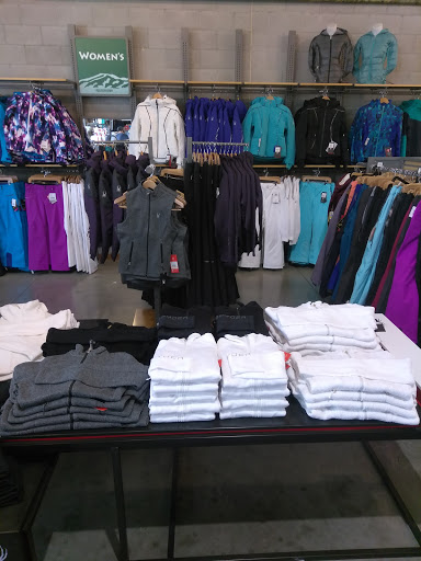 Sporting Goods Store «Any Mountain - Dublin», reviews and photos, 4906 Dublin Blvd, Dublin, CA 94568, USA