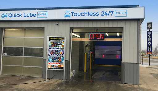 Gilmore Avenue Car Wash & Lube en Winona