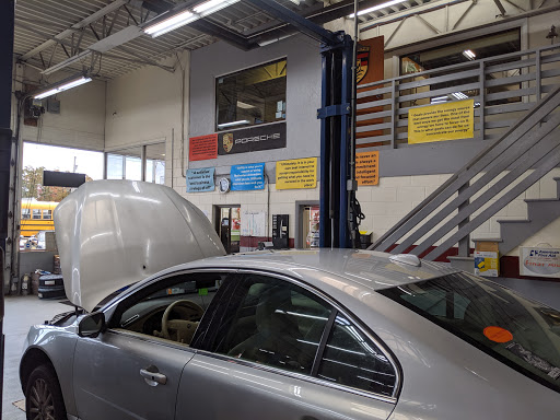 Auto Repair Shop «Elite Auto Repair», reviews and photos, 1587 Post Rd, Warwick, RI 02888, USA
