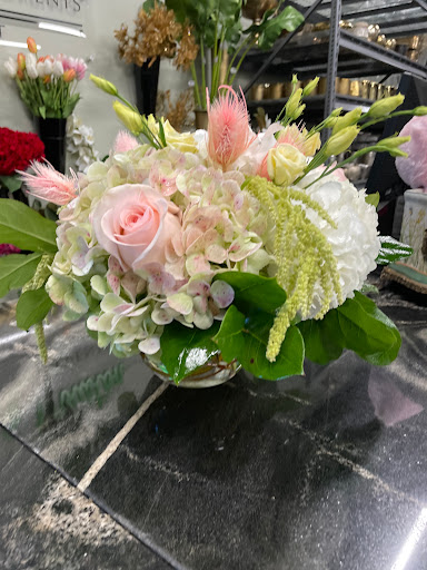 Florist «The Empty Vase of Houston», reviews and photos, 2511 River Oaks Blvd, Houston, TX 77019, USA