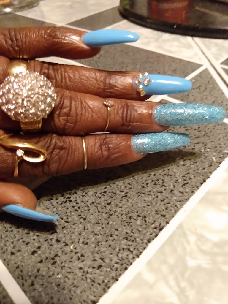 Nails R Us 36426