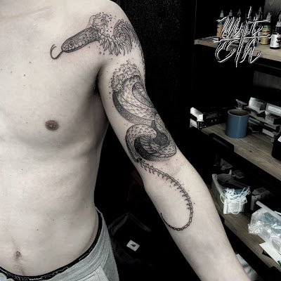 Mitch tattoo / London Touch tattoo workshop (LES ANGLES 30133) à Les Angles