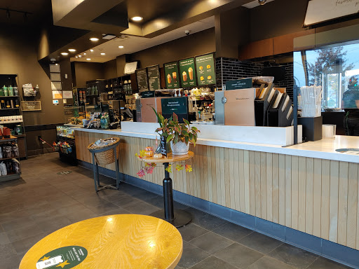 Coffee Shop «Starbucks», reviews and photos, 125 Crooked Hill Rd, Commack, NY 11725, USA
