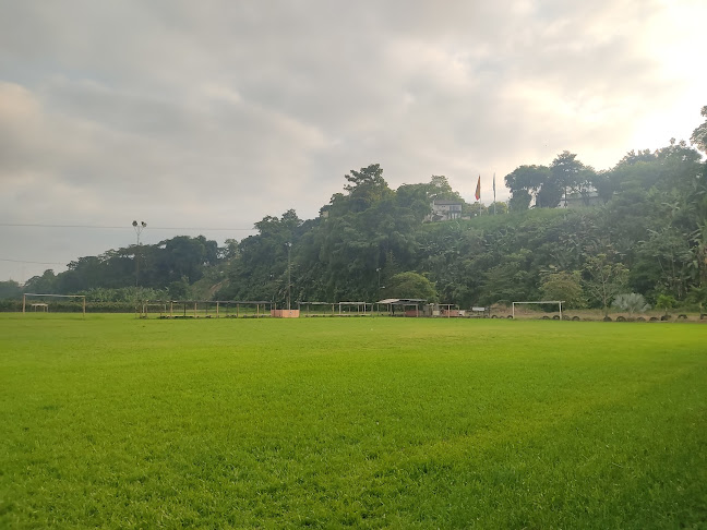 Complejo Deportivo Pincay - Campo de fútbol