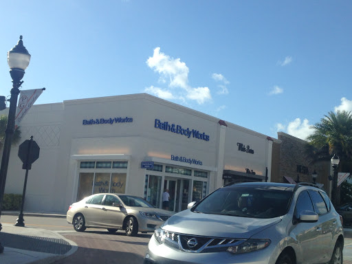 Bath & Body Works, 330 SW 145th Terrace, Pembroke Pines, FL 33027, USA, 