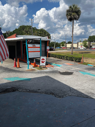 Yooper Lube and Wash en Eustis