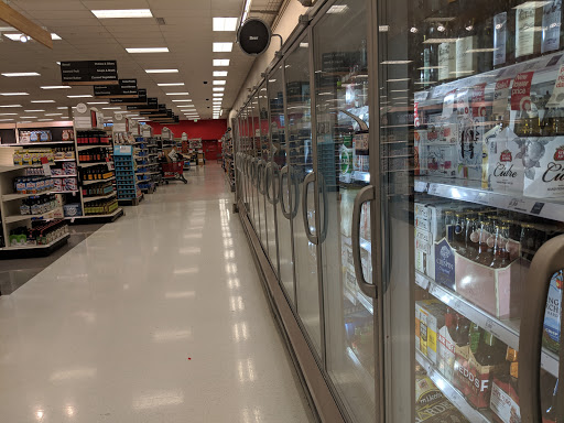 Shopping Mall «Hilldale Shopping Center», reviews and photos, 726 N Midvale Blvd, Madison, WI 53705, USA