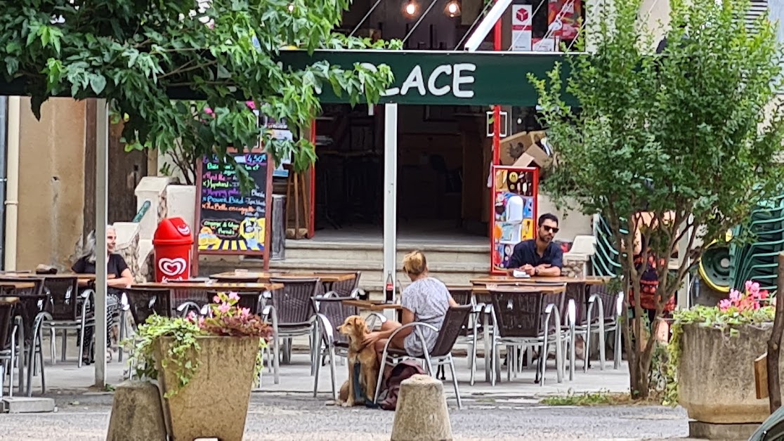 Café de la Place à Lasalle