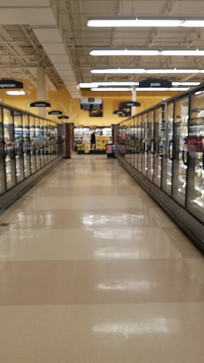 Grocery Store «Kroger», reviews and photos, 21555 21 Mile Rd, Macomb, MI 48044, USA