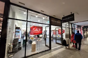 Molton Brown Outlet Cheshire Oaks image