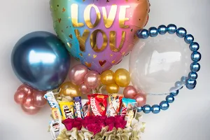 Meraki Balloons + Gifts image