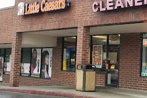 Little Caesars Pizza image