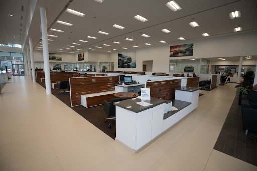 BMW Dealer «BMW of Houston North in The Woodlands», reviews and photos, 17830 N Fwy Service Rd, The Woodlands, TX 77384, USA