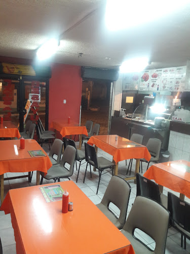 Opiniones de RICO POLLO en Quito - Restaurante