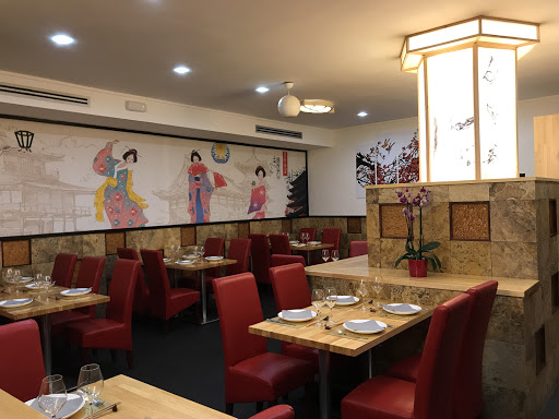 Yami Restaurante Japonés - Shushi A Domicilio