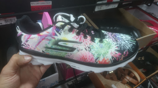 Department Store «Nordstrom Rack Shelbyville Road Plaza», reviews and photos, 4600 Shelbyville Rd, Louisville, KY 40207, USA