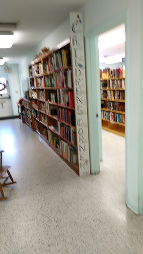 Used Book Store «Library Book Corner», reviews and photos, 1208 Kenlake Ave, Spring Hill, FL 34606, USA