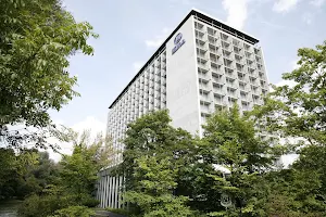 Hilton Munich Park image