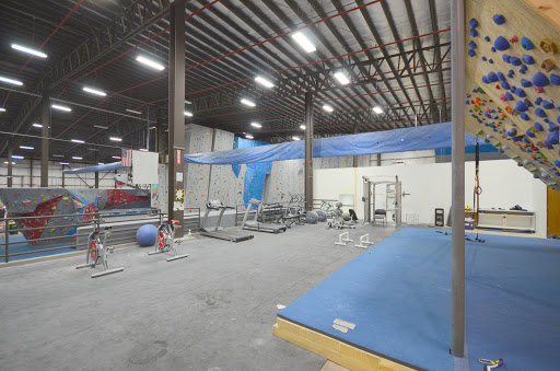 Rock Climbing Gym «Hoosier Heights Indianapolis», reviews and photos, 9850 Mayflower Park Dr, Carmel, IN 46032, USA