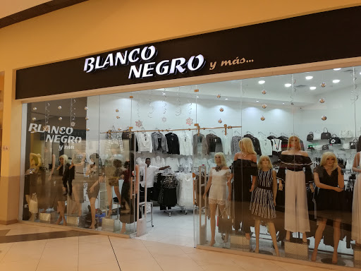 Blanco Negro Y Mas