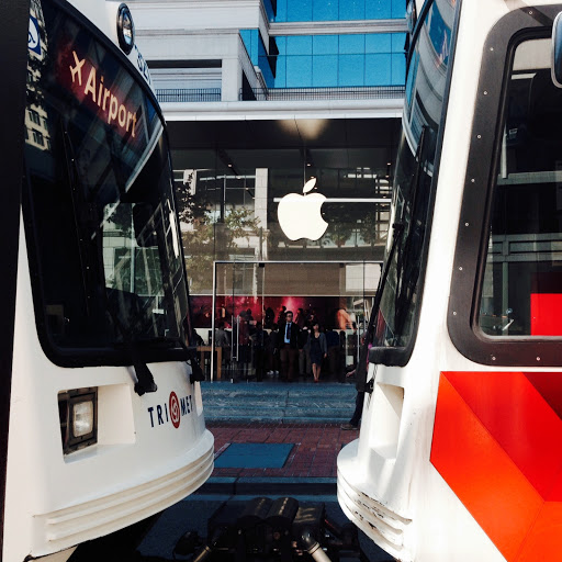 Computer Store «Apple Pioneer Place», reviews and photos, 450 SW Yamhill St, Portland, OR 97204, USA