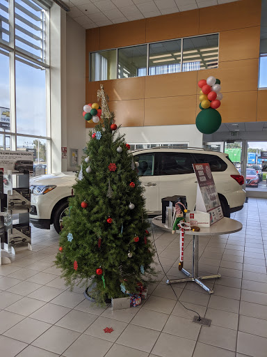 Car Dealer «Hanlees Davis Nissan», reviews and photos, 5009 Chiles Rd, Davis, CA 95618, USA