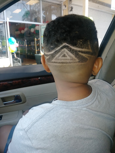 Barber Shop «Compton Cuts Barbershop», reviews and photos, 930 N Long Beach Blvd, Compton, CA 90221, USA