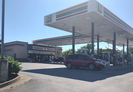 Convenience Store «7-Eleven», reviews and photos, 2035 Northwestern Turnpike, Winchester, VA 22602, USA