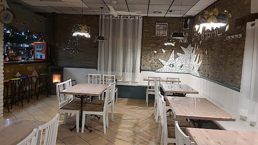 Bar Pizzeria Timbal C. Zaragoza, 4, 22600 Sabiñánigo, Huesca, España