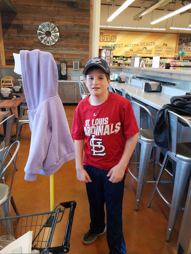 Grocery Store «Fresh Thyme Farmers Market - Kirkwood MO», reviews and photos, 1018 N Kirkwood Rd, Kirkwood, MO 63122, USA