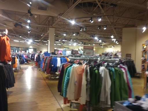 Sportswear Store «Columbia Sportswear Outlet Store - Prime Outlets in Ellenton», reviews and photos, 5661 Factory Shops Blvd #470, Ellenton, FL 34222, USA