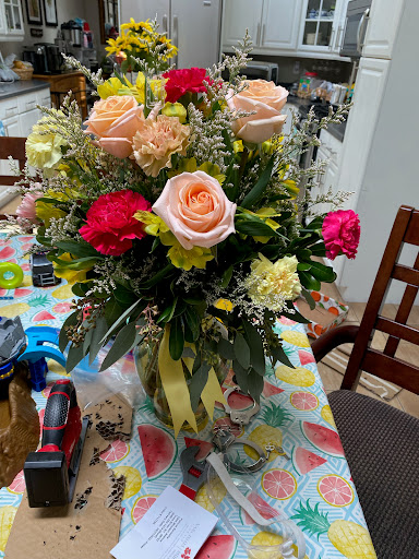 Florist «Accents by Narcissus Florist», reviews and photos, 635 Bay Ave, Toms River, NJ 08753, USA