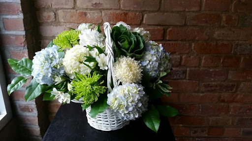 Florist «Fly Me to The Moon Florists», reviews and photos, 47 N Broadway, Yonkers, NY 10701, USA