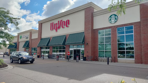 Grocery Store «Future Hy-Vee», reviews and photos, 7280 E Point Douglas Rd S, Cottage Grove, MN 55016, USA