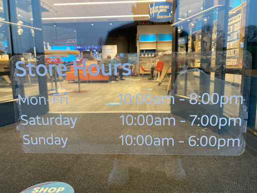 Cell Phone Store «AT&T», reviews and photos, 1492 S Randall Rd, Algonquin, IL 60102, USA