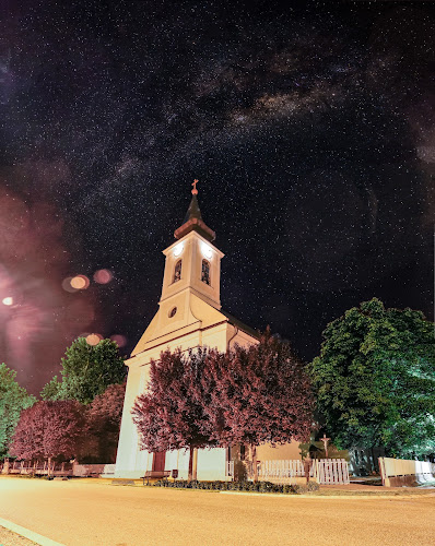 Dusnoki Szent Fülöp és Jakab apostolok templom - Dusnok